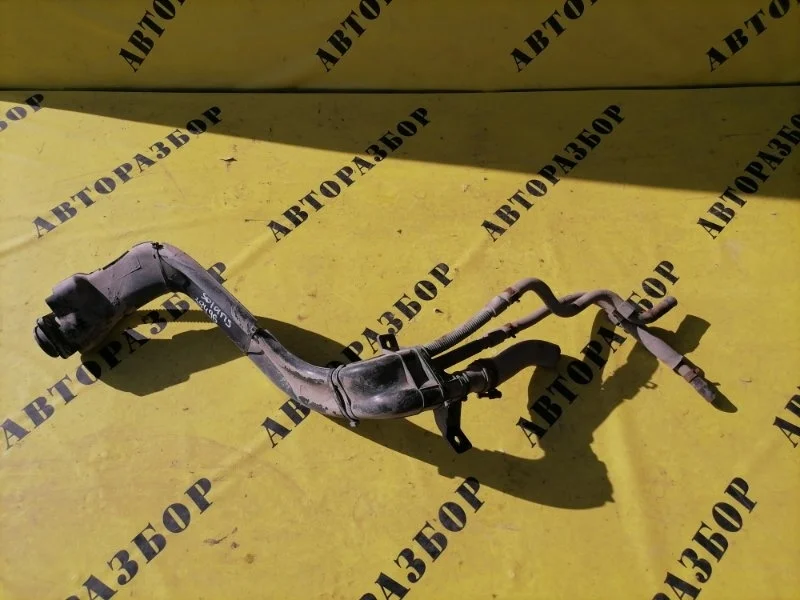 Горловина топливного бака Hyundai Solaris 2010-2017 2014 310301R100 СЕДАН 1.6 G4FC 123 Л/С