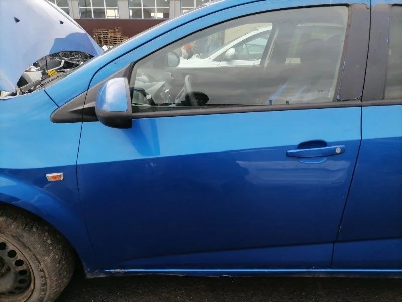 Дверь передняя левая Chevrolet Aveo T300 2011-2015 2013 95940507 СЕДАН 1.6 F16D4 116 Л/С