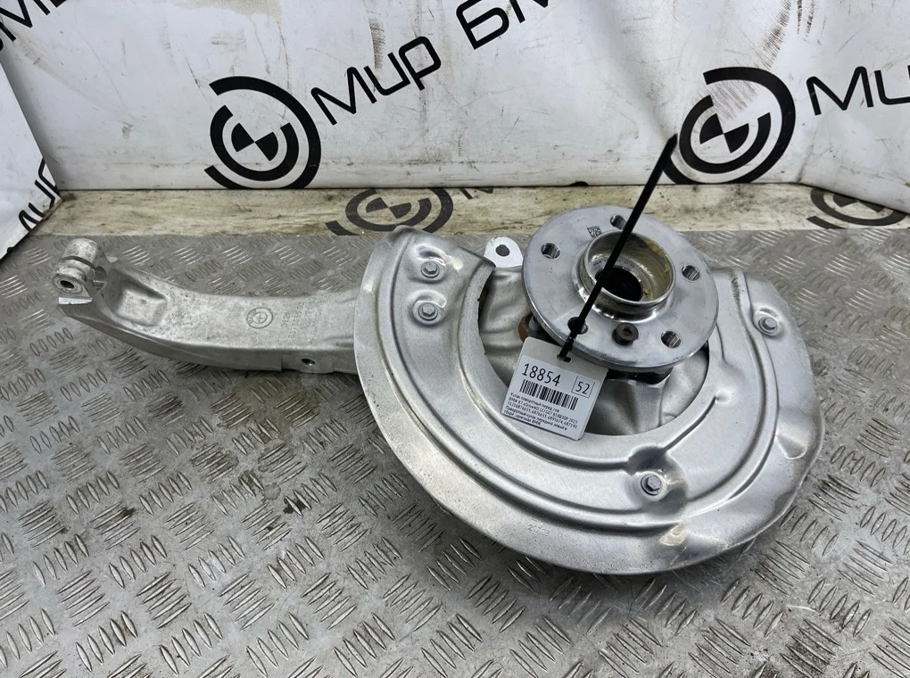 Кулак поворотный BMW X7 xDrive40i LCI 2023 G07