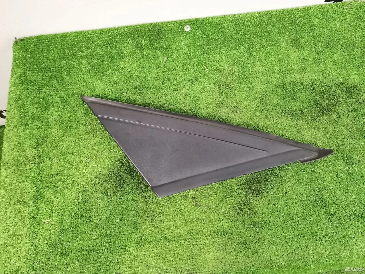 Треугольник молдинг зеркала ford focus 3 правый