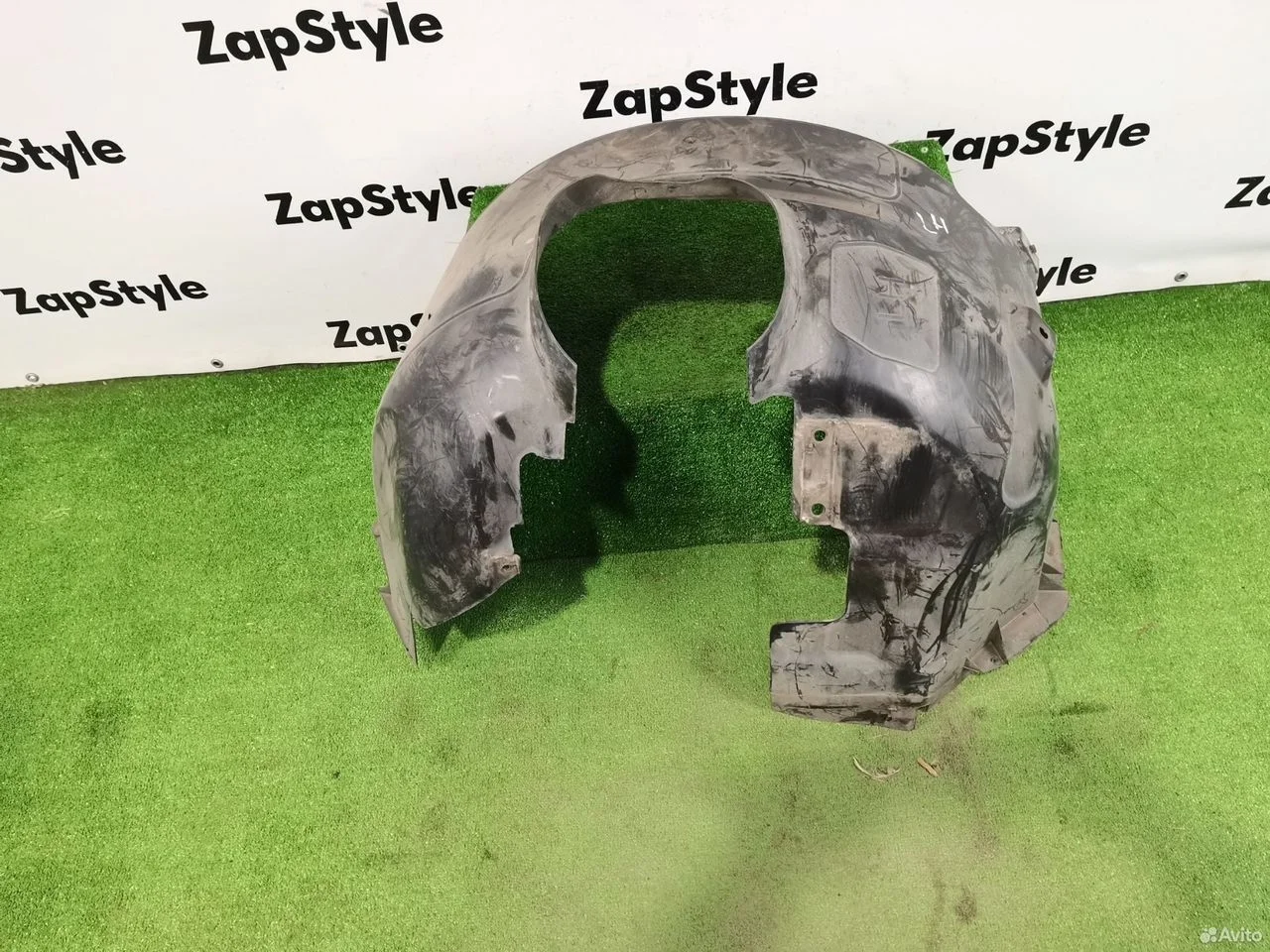 Подкрылок передний левый ford focus 3 д