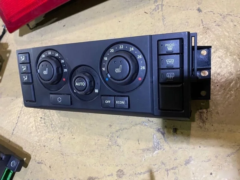 Регулятор печки Land Rover Discovery 3 2007 JFC501110 L319 276DT