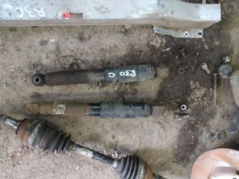 Стойки Opel Astra 93178640 H, задние