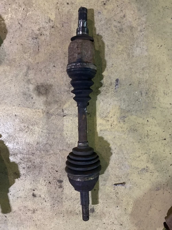 Привод Nissan Pathfinder 2008 39100EB300 R51 YD25DDTI, передний левый