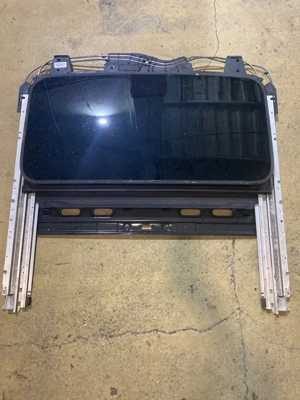 Люк в крышу Nissan Pathfinder 2008 91306EA51A R51 YD25DDTI