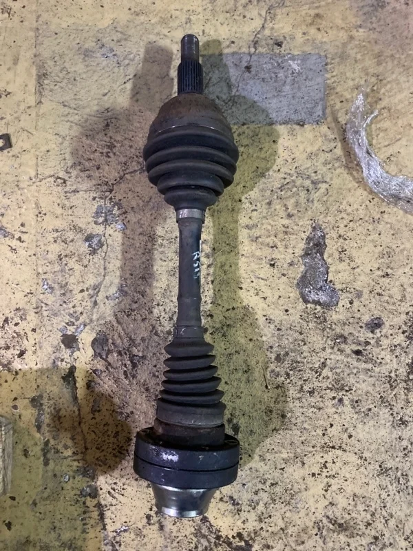 Привод Volkswagen Touareg 2009 7L6407271A GP BKS, передний правый