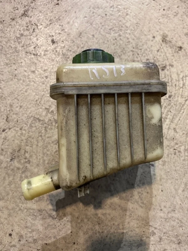 Бачок ГУР Volkswagen Touareg 2009 7L6422371 GP BKS