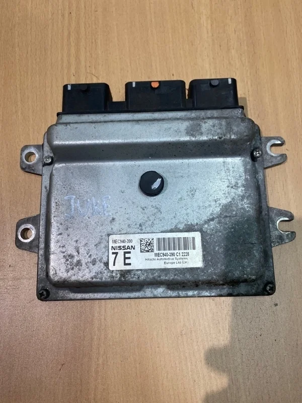 ЭБУ ДВС Nissan Juke 2013 237031KH0A YF15 HR16DE