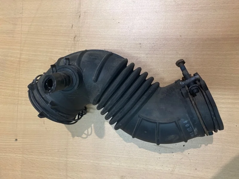 Патрубок воздушного фильтра Kia Ceed 2012 281403X000 JD G4FD