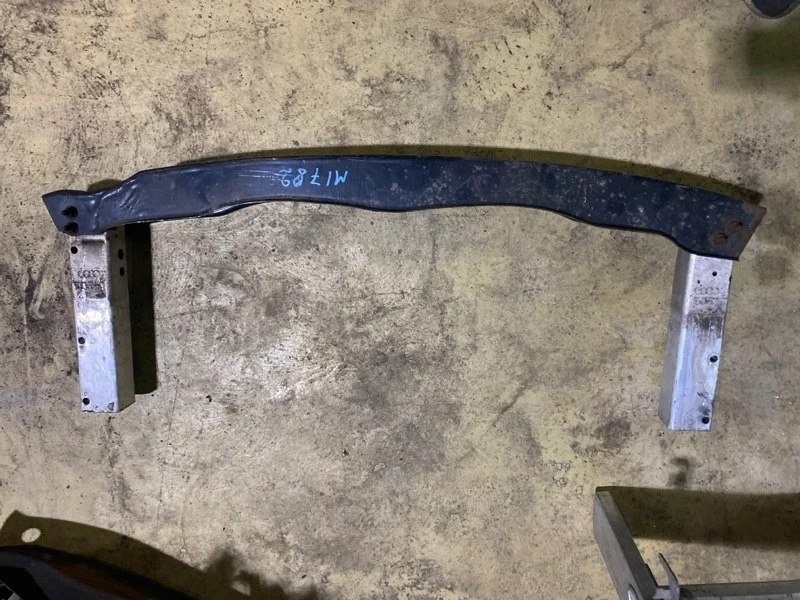 Усилитель бампера Audi A4 2010 8T0807313 B8 CDH, задний