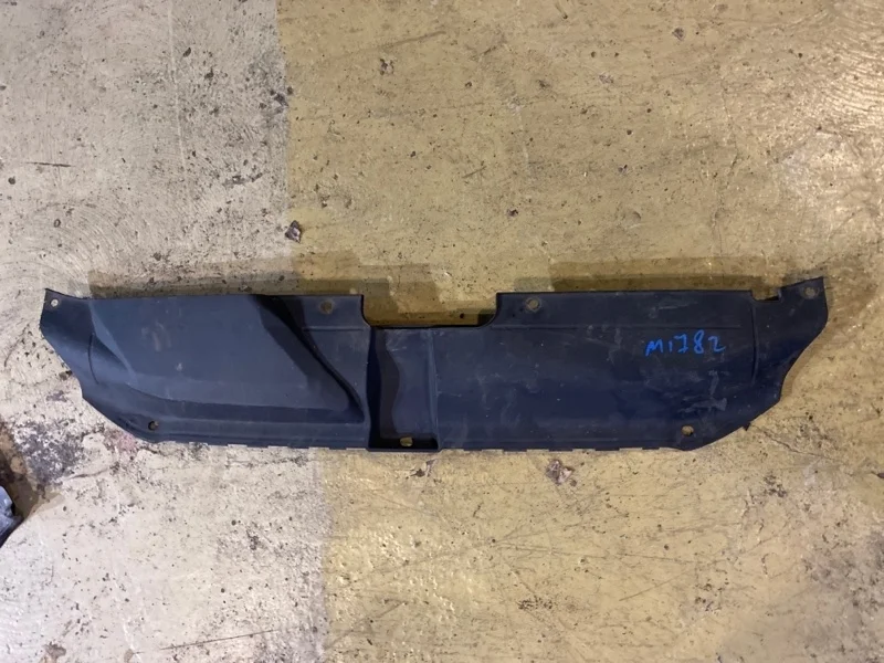 Накладка замка капота Audi A4 2010 8K0807081 B8 CDH