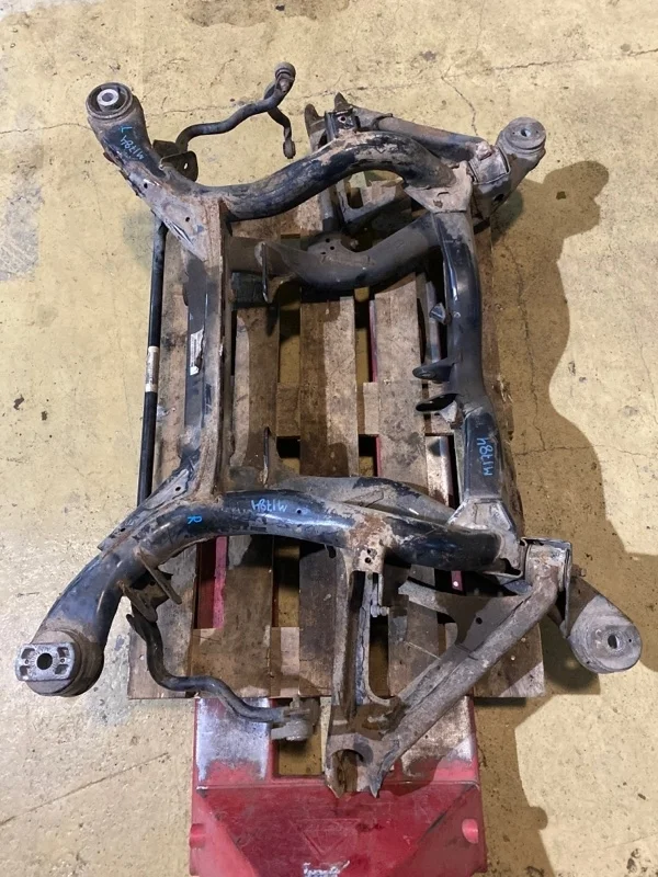 Подрамник Audi Q7 2008 7L0500041 4LB BUG, задний