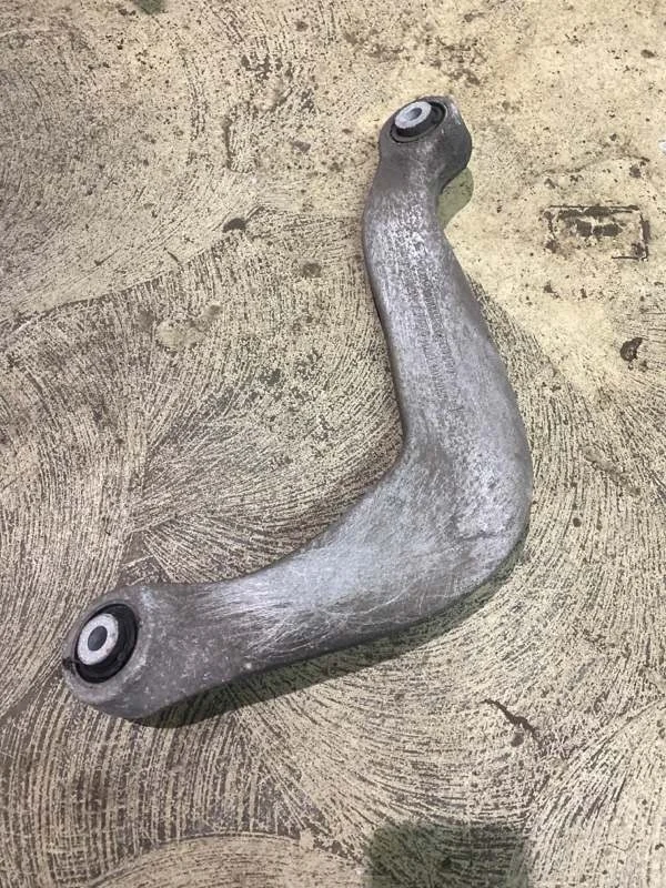 Рычаг Audi A4 2010 8K0505323 B8 CDH, задний левый