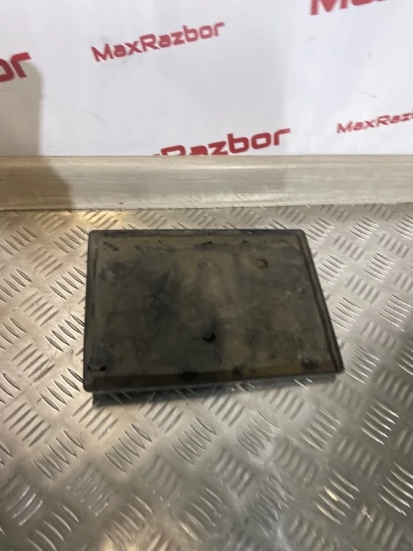 Площадка под АКБ Toyota Auris 7443102160 E150 1ZR-FE