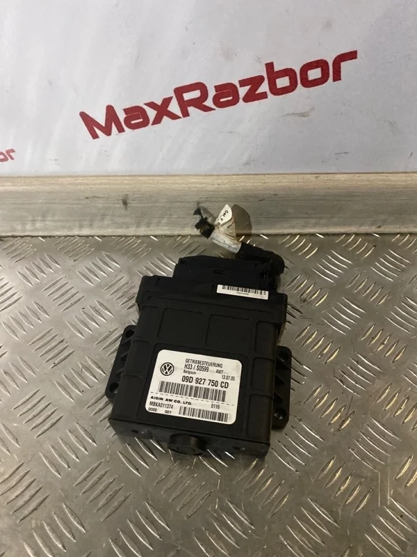 Блок управления АКПП Porsche Cayenne 2006 09D927750CD 955 (9PA) M02.2Y