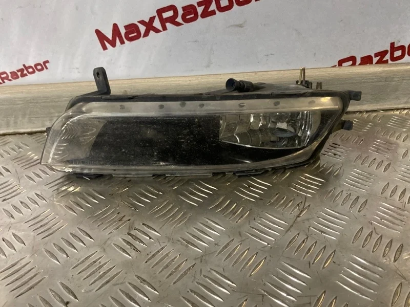 Фара противотуманная Volkswagen Passat Cc 2015 3C8941700 B6 CCZB, правая