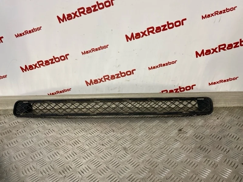 Решетка в бампер Toyota Rav4 5311342030 XA30 1AZ-FE