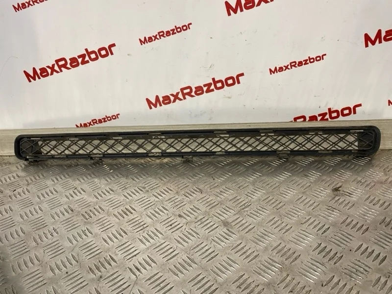 Решетка в бампер Toyota Rav4 5311242040 XA30 1AZ-FE