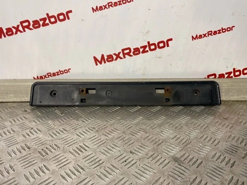 Площадка номерного знака Toyota Rav4 5211442020 XA30 1AZ-FE