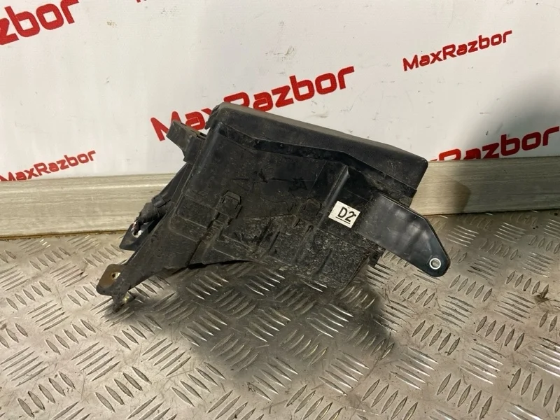 Блок предохранителей Toyota Rav4 8274242030 XA30 1AZ-FE