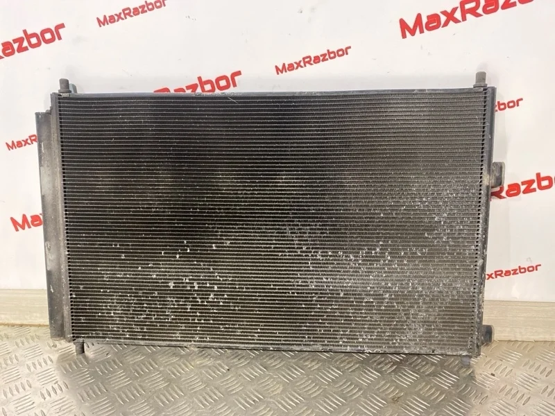 Радиатор кондиционера Toyota Rav4 8846042100 XA30 1AZ-FE