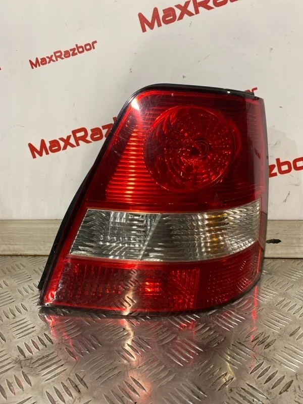 Фонарь Kia Sorento 924023E510 BL D4CB, правый