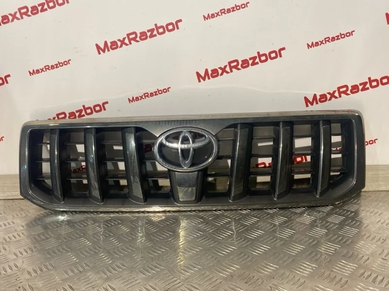 Решетка радиатора Toyota Land Cruiser Prado 5310160320 J120 1KD-FTV