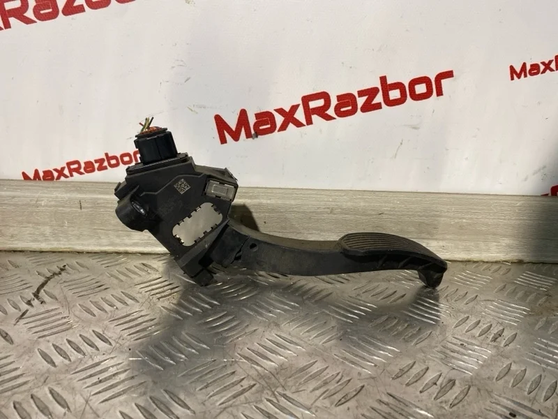 Педаль газа Toyota Camry 7811007010 XV40 2GR-FE