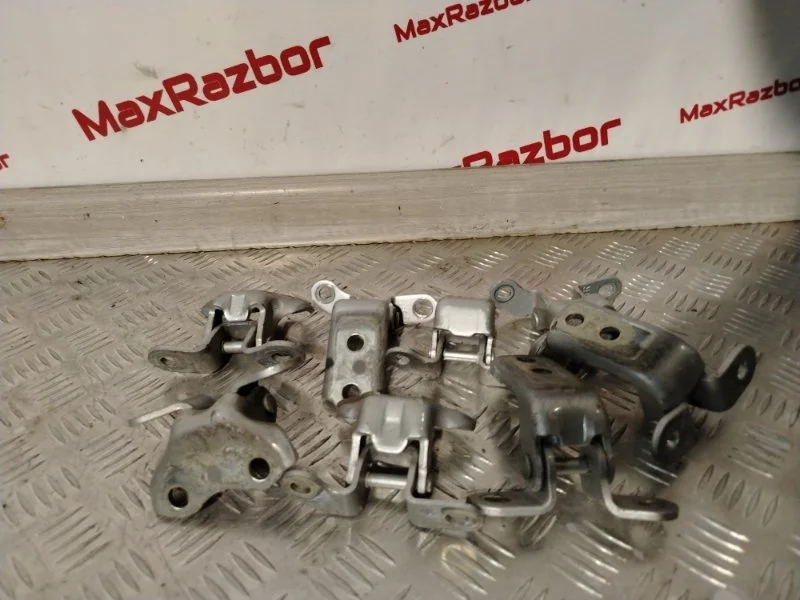 Петли двери Lexus Rx450H 6871012151 GYL15 2GR-FXE, левые