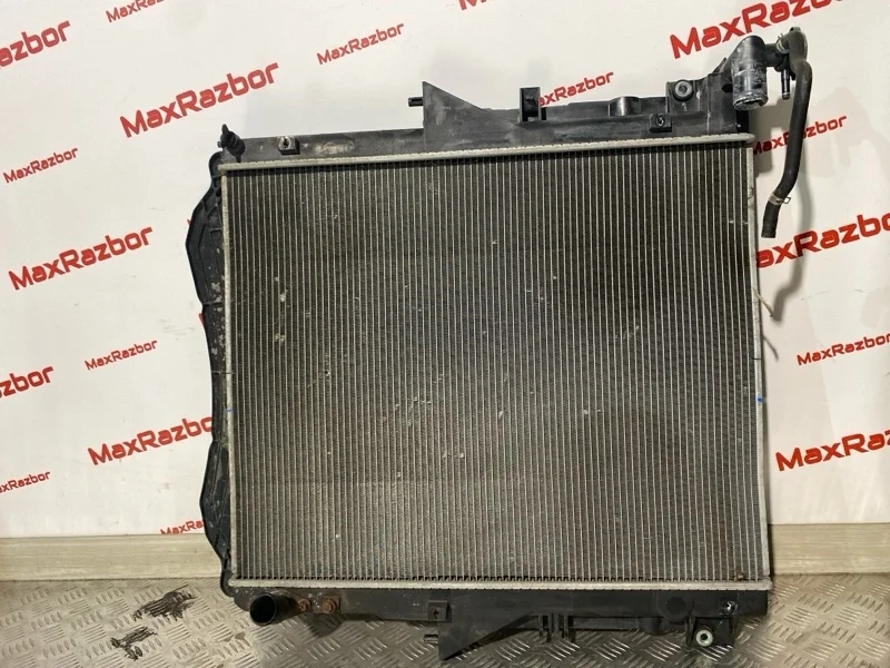 Радиатор Mitsubishi L200 1350A813 KK1T 4N15