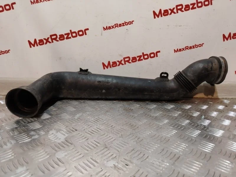 Патрубок воздушного фильтра Land Rover Range Rover Sport 2007 PHD000603 L320 276DT