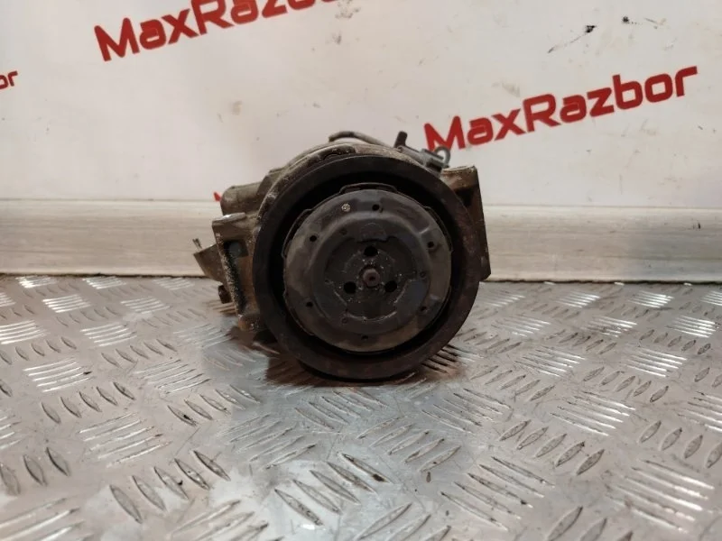 Компрессор кондиционера Land Rover Range Rover Sport 2007 JPB000183 L320 276DT