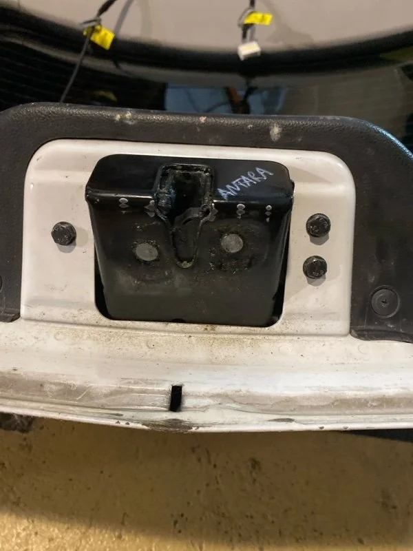 Замок крышки багажника Opel Antara 2012 13501871 C145 A22DM