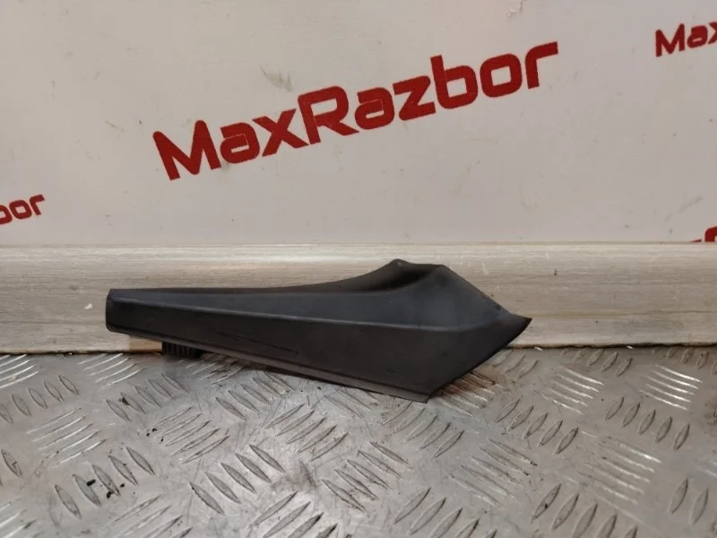 Молдинг лобового стекла Toyota Rav4 2013 5386642020 XA40 2AD-FTV, правый