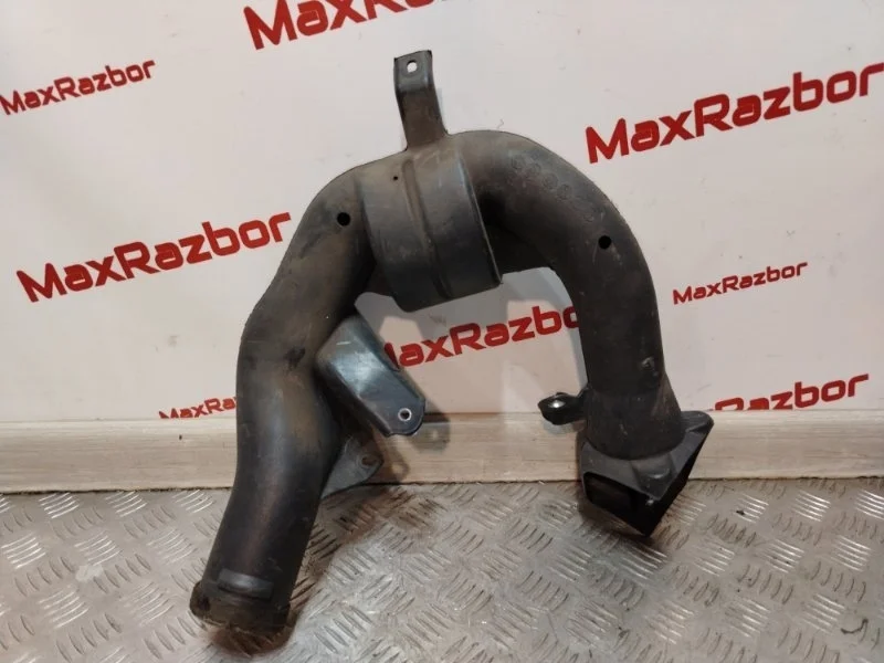 Патрубок воздушного фильтра Toyota Rav4 2013 1775126070 XA40 2AD-FTV