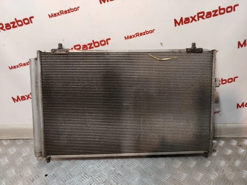 Радиатор кондиционера Toyota Rav4 2013 8846042110 XA40 2AD-FTV