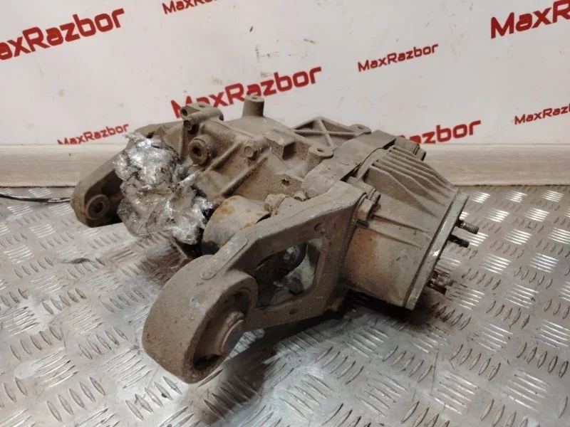 Редуктор Toyota Rav4 2013 4111042041 XA40 2AD-FTV, задний