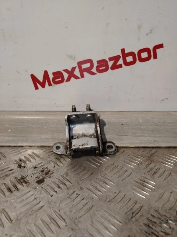 Петля двери Suzuki Sx4 2013 6932063J00 SX4 CLASSIC M15A, передняя левая