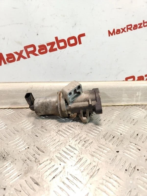 Клапан рециркуляции отработанных газов Kia Sorento 284104A410 BL D4CB