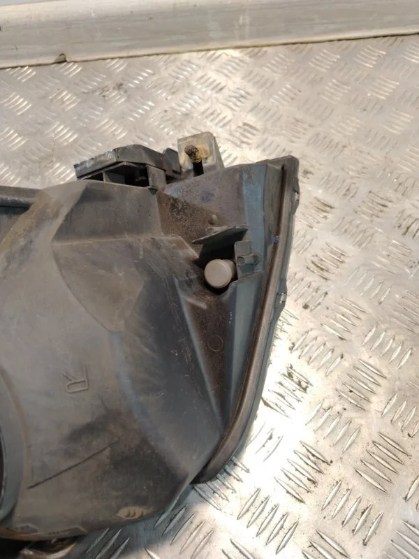 Фара Suzuki Grand Vitara 3512065J32 JT J20A, передняя правая