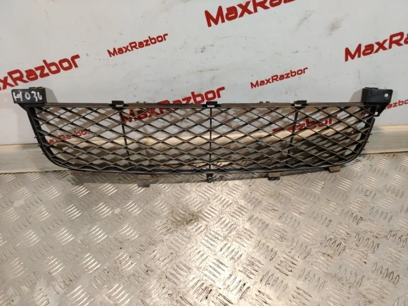 Решетка в бампер Suzuki Grand Vitara 7172165J00000 JT J20A
