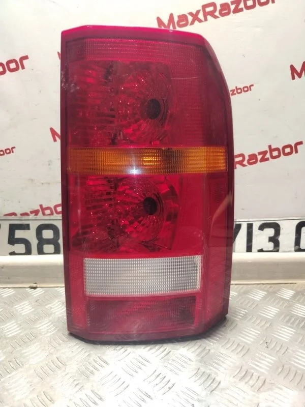 Фонарь Land Rover Discovery 3 XFB000563 L319 276DT, задний правый