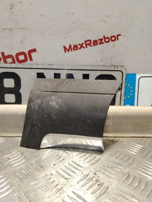 Накладка крыла Volkswagen Touareg 7L6854960 GP, передняя правая