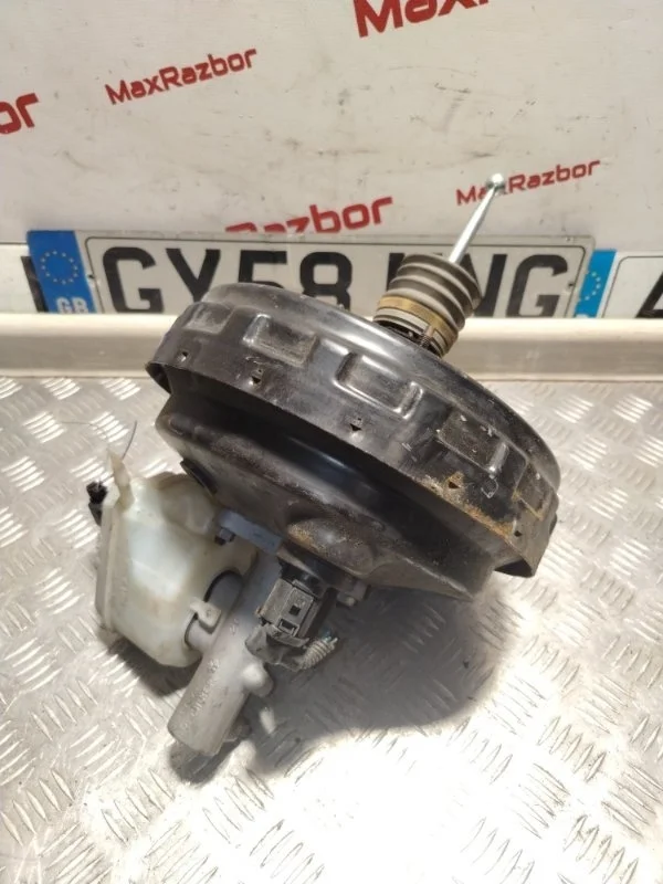 Вакуумный усилитель тормозов Volkswagen Touareg 7L6612101C GP