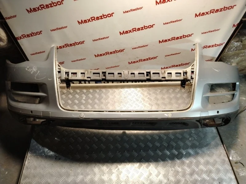 Бампер Volkswagen Touareg 7L6807217AG GP, передний