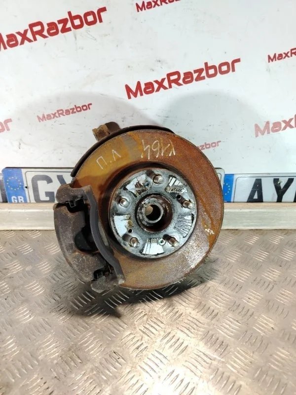 Кулак Honda Civic 51216SMGE01 FN L13Z1, передний левый