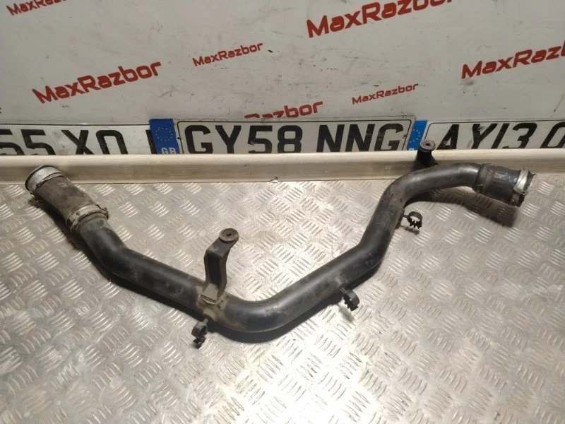 Патрубок интеркулера Volkswagen Touareg 7L6145795S GP