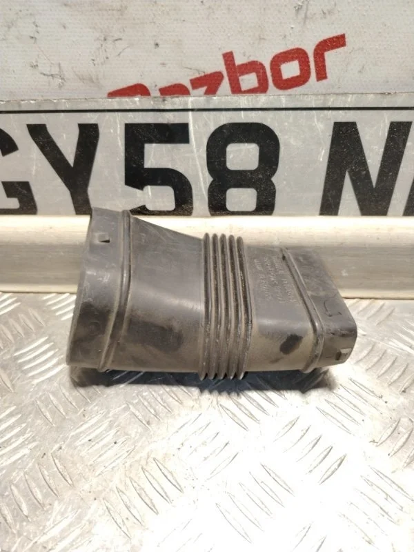Воздухозаборник Volvo Xc60 30792195 DZ31 B4204T7