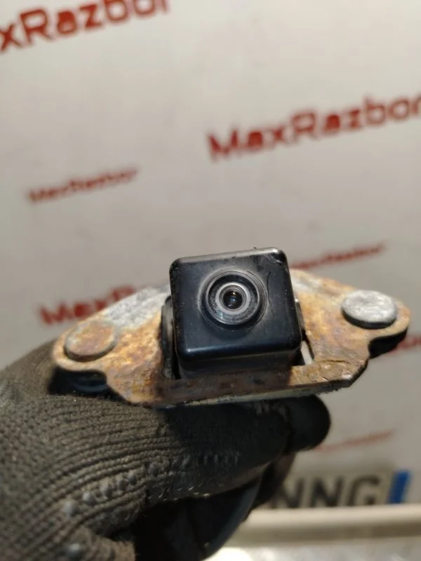 Камера заднего вида Nissan Qashqai 28442EY00A J10