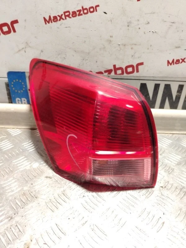 Фонарь Nissan Qashqai 26555JD000 J10, задний левый